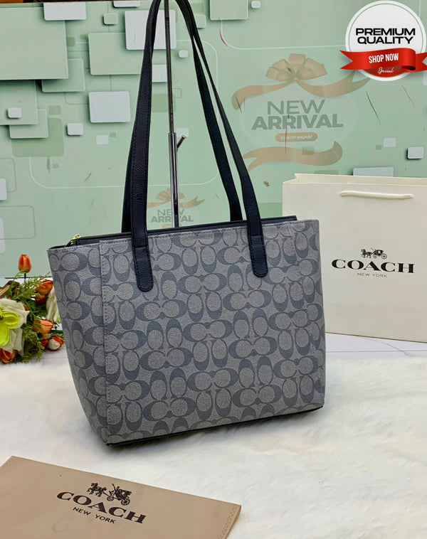 COACH Tote Bag